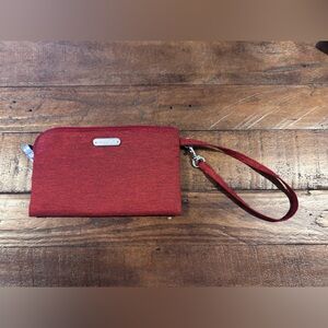 Baggallini Securtex Wallet/Wristlet in Dark Red.